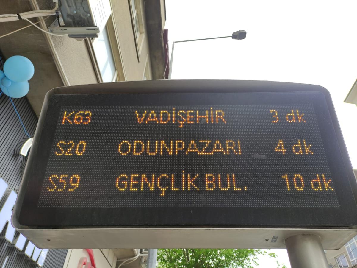 HWA: Akıllı Otobüs Durağı LED Panel Yönetim Sistemi görsel 3